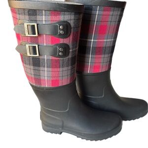 UGG Plaid Rain Boots Women’s Size 9 Waterproof Buckle